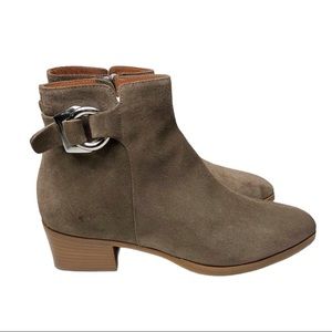 NWT Aquatalia Farias Boots